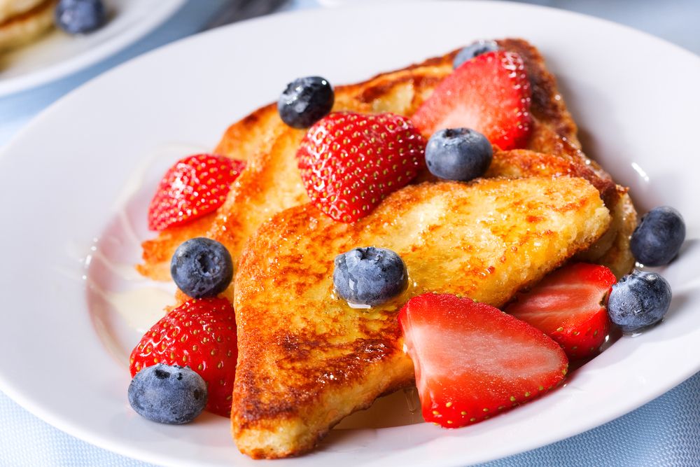 French toast with ricotta and berries